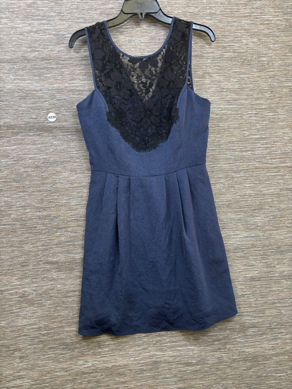 BCBGeneration Lace Top Mini Dress Womens Size 8 Navy Sleeveless Fit & Flare